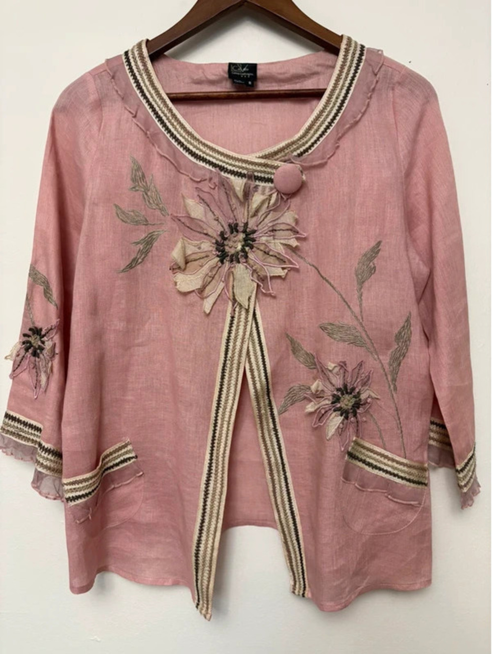 CoVelo Pink Floral Appliqué Embroidered Wearable Art Jacket Size 8